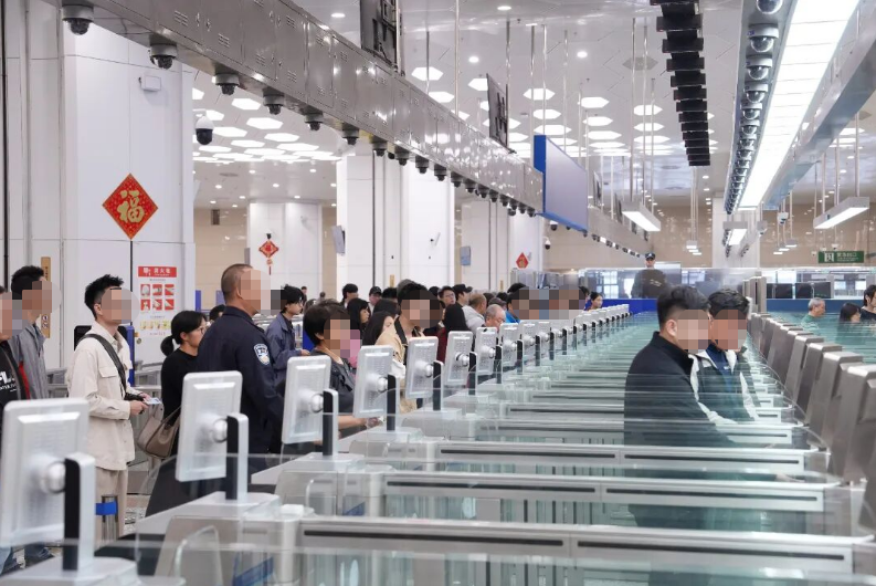 横琴口岸2025年客流车流双创新高